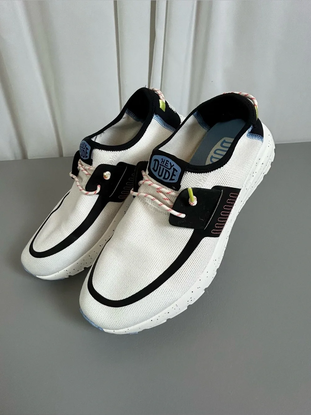 Men’s Hey Dude Slip-On Sneakers white with Blue Accents size 12